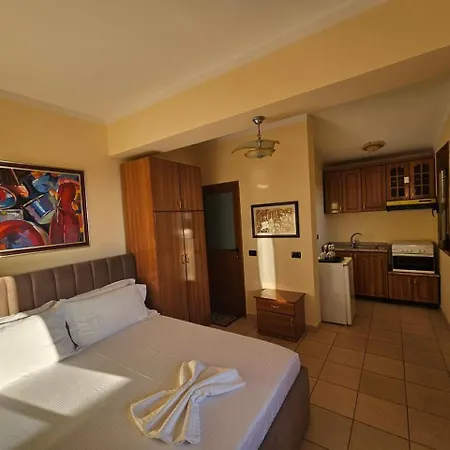 Villa Noar Avlonya